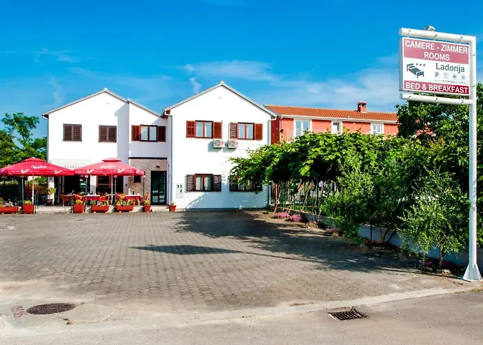 Ladonja 3*